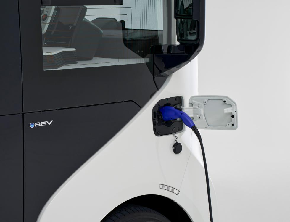 e-Palette: Το πιο ακριβό όχημα της Toyota ξεκίνησε τις πωλήσεις του